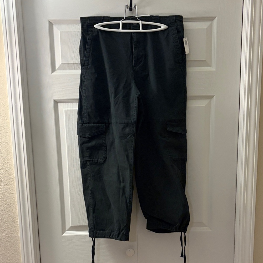 Old Navy Women's Navy Blue Cargo Pants